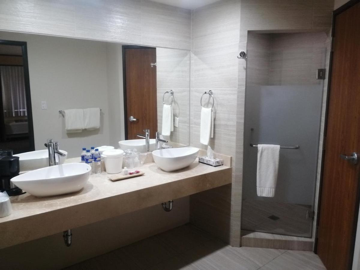 Best Western Plus La Mina Parral Ngoại thất bức ảnh