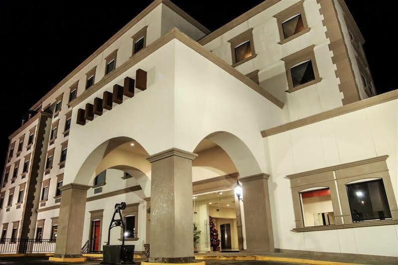 Best Western Plus La Mina Parral Ngoại thất bức ảnh